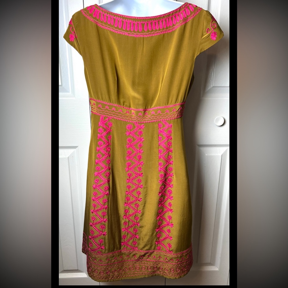 NANETTE LEPORE Dress Embroidered 100% Silk Green Pink Empire Cap Sleeves Sz 0 - Picture 3 of 9
